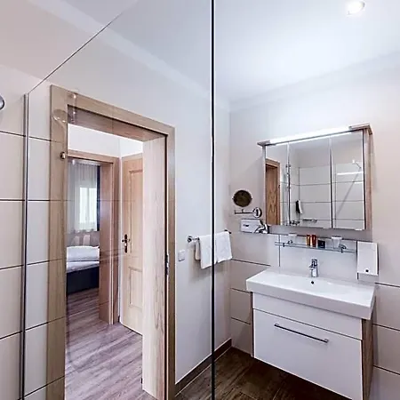 Garni Elisabeth Hotel 4*