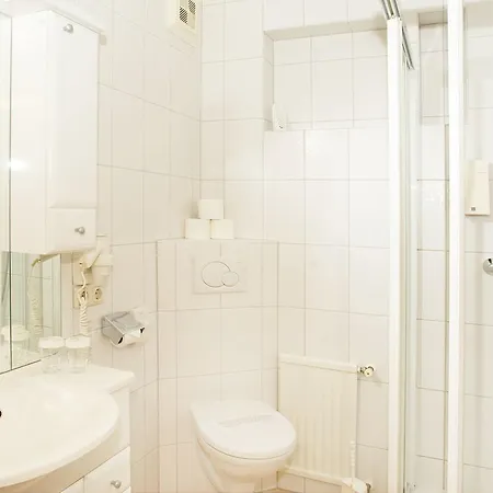 Garni Elisabeth Hotel 4*